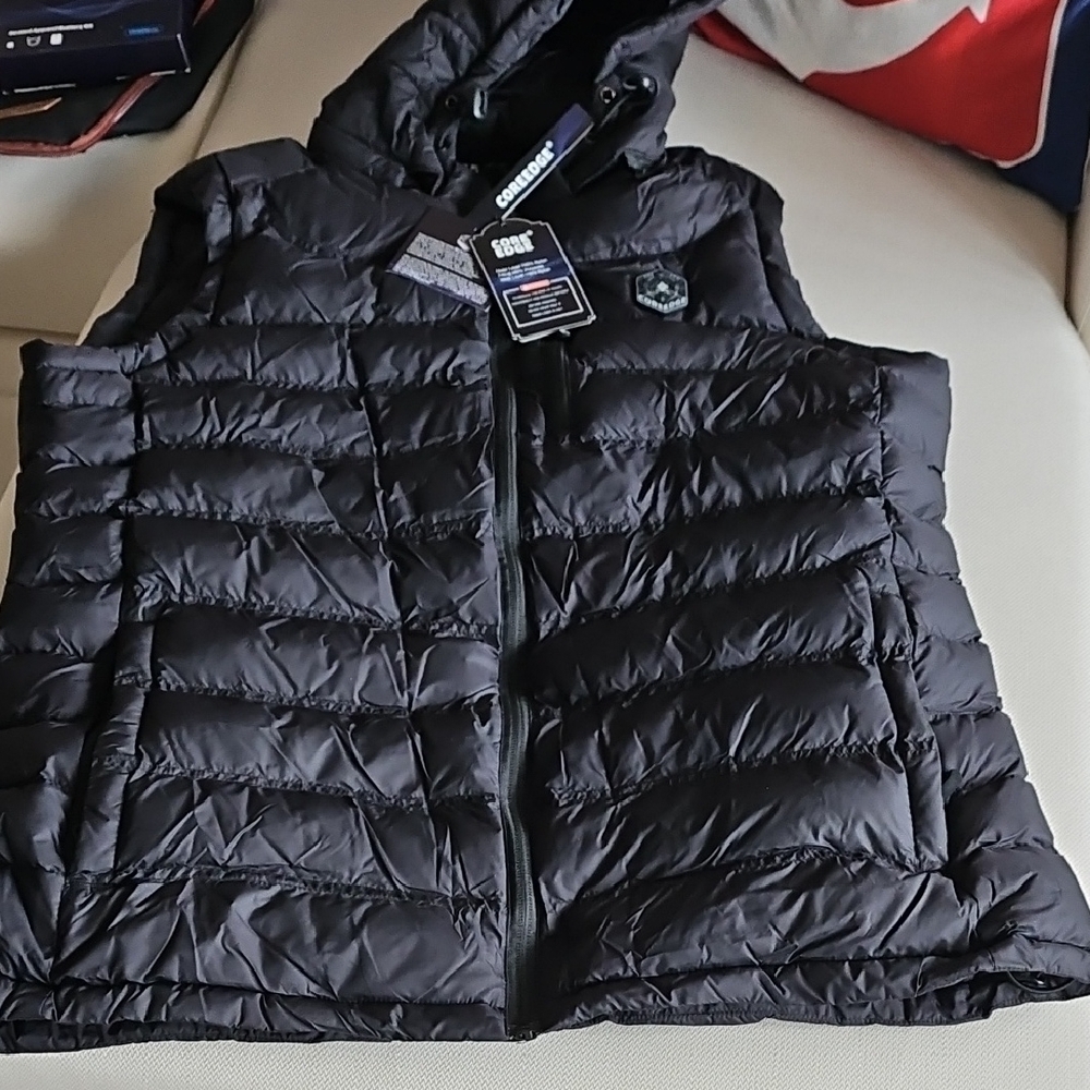 Core Edge Down Heated Vest - Battery included - Come in travel bag!! LARGE